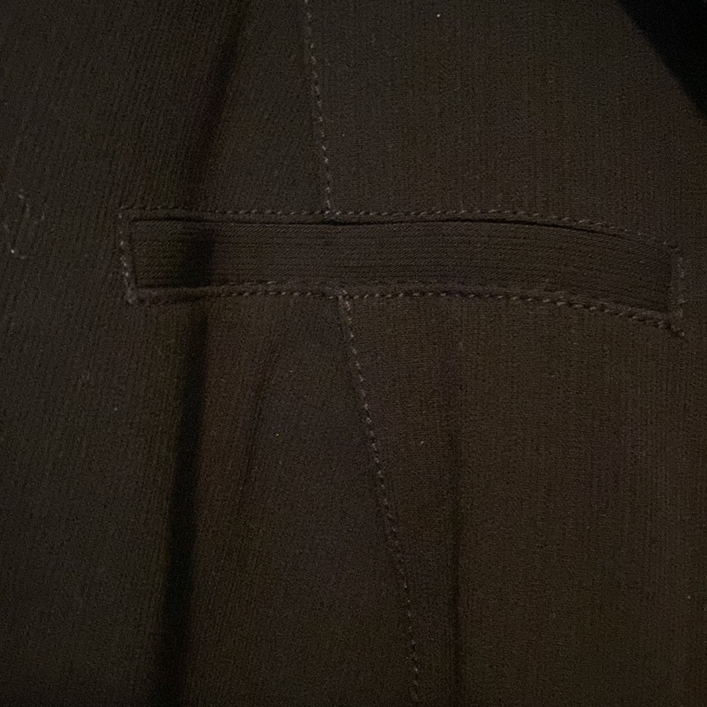 Blazer - Picture 4 of 6